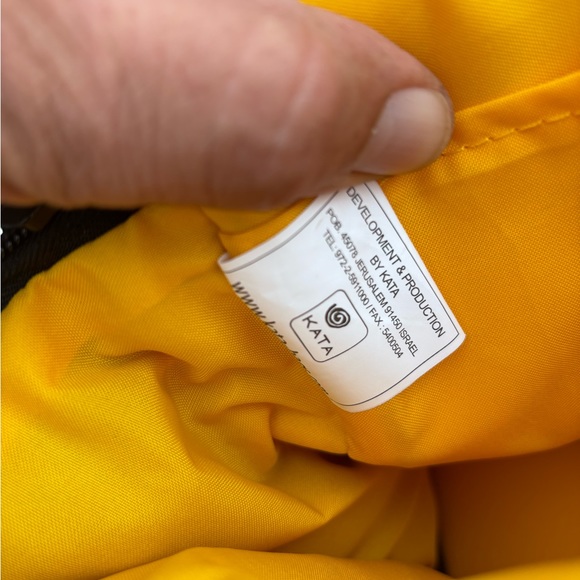 Kata DB-453 DPS Series Digital Bag for a Camera and Personal Day-to-Day Gear - Picture 9 of 13